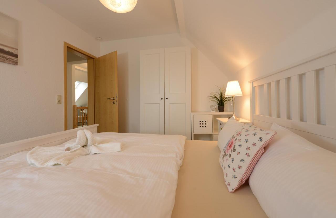 Ferienwohnung Seestern Fuer 6 Personen Mit Kamin & Terrasse Boltenhagen  Esterno foto